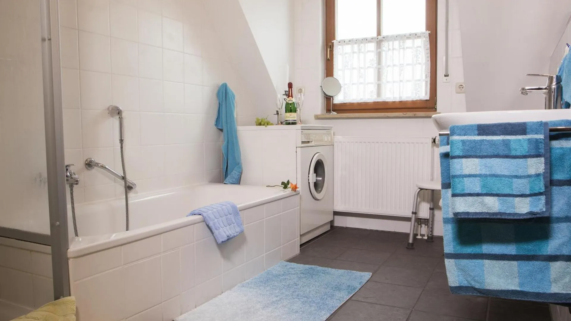 Apartment Ferienwohnung Am Sonnenhang Neualbenreuth